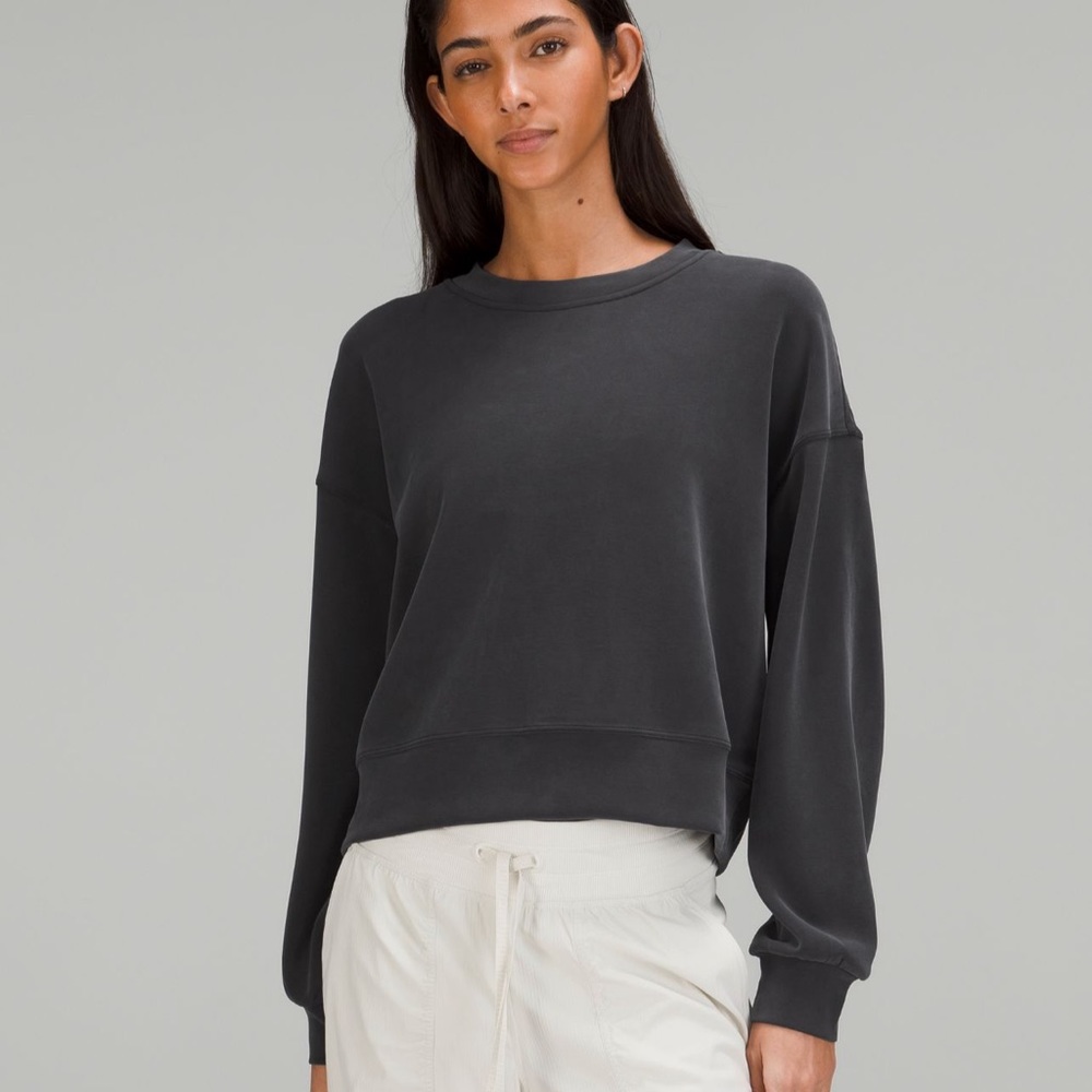 Soft stream perfectly oversized cropped crew